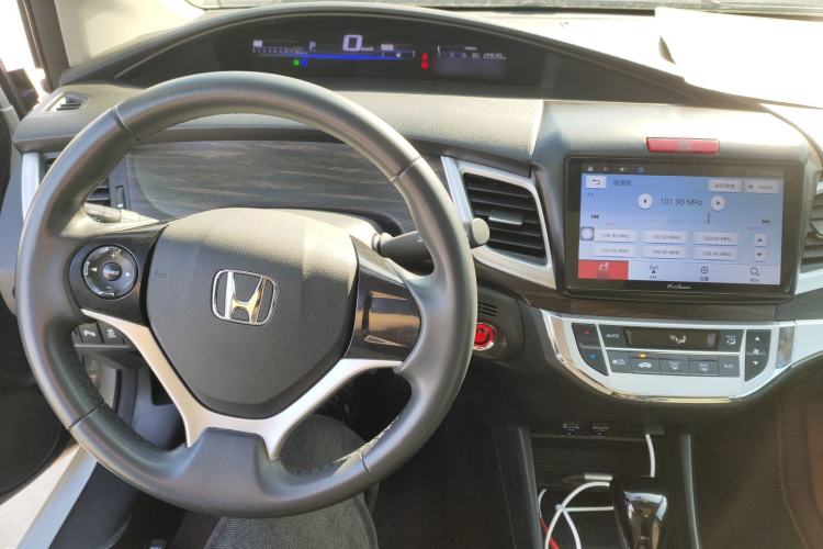 Used Honda Jade 2020 1.8L automatic Comfort version Interior 2
