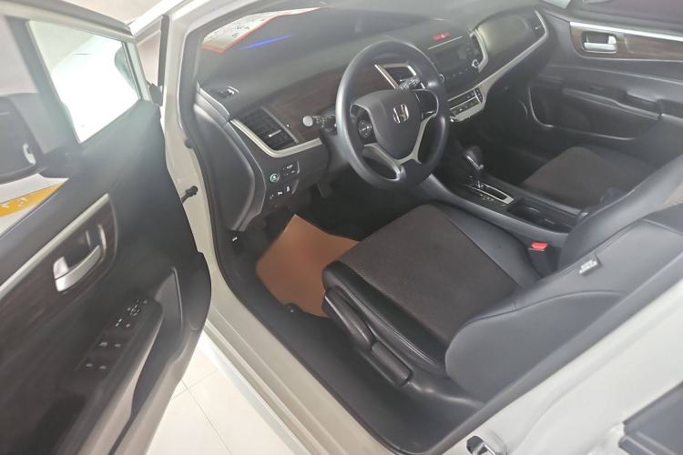Used Honda Jade 2020 1.8L automatic Comfort version Interior 2