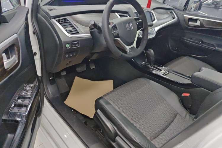 Used Honda Jade 2020 1.8L automatic Comfort version Interior 2