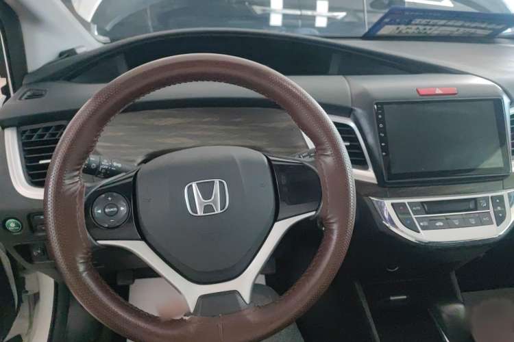 Used Honda Jade 2020 1.8L automatic Comfort version Interior 3
