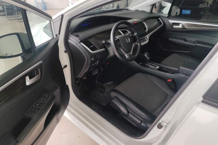 Used Honda Jade 2020 1.8L automatic Comfort version Interior 3