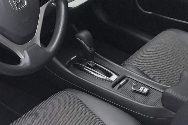 Used Honda Jade 2020 1.8L automatic Comfort version Interior 3