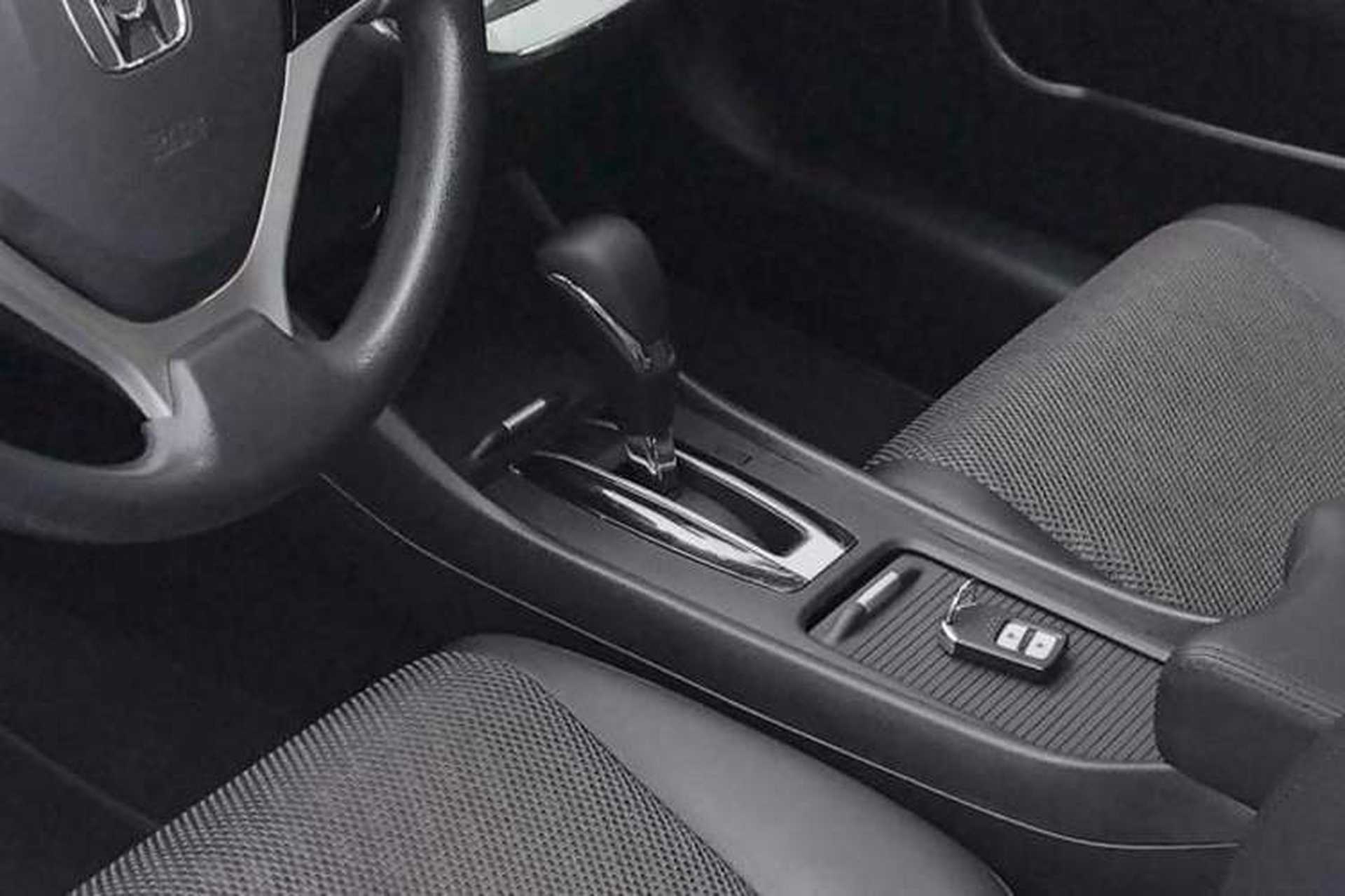 Used Honda Jade 2020 1.8L automatic Comfort version Interior 3