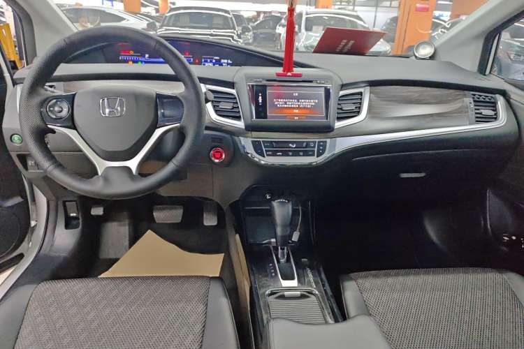 Used Honda Jade 2020 1.8L automatic Comfort version Interior 3