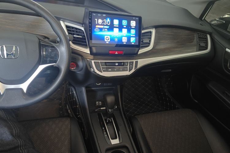 Used Honda Jade 2020 1.8L automatic Comfort version Interior 3