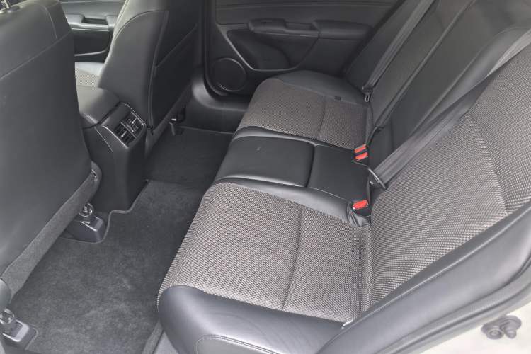 Used Honda Jade 2020 1.8L automatic Comfort version Interior 4