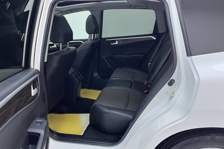 Used Honda Jade 2020 1.8L automatic Comfort version Interior 4