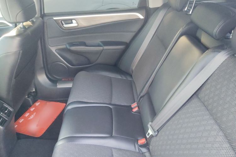 Used Honda Jade 2020 1.8L automatic Comfort version Interior 4