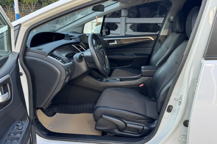 Used Honda Jade 2020 1.8L automatic Comfort version Interior 4