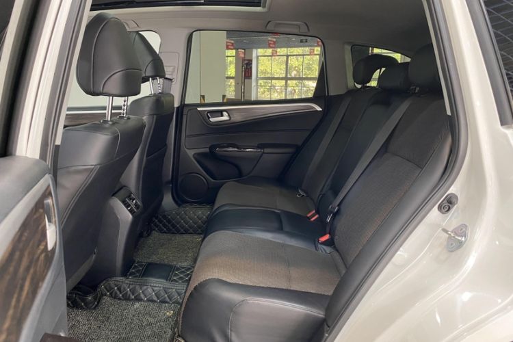 Used Honda Jade 2020 1.8L automatic Comfort version Interior 6