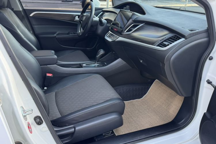 Used Honda Jade 2020 1.8L automatic Comfort version Interior 6