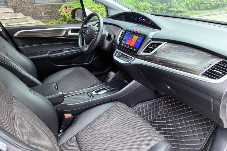 Used Honda Jade 2020 1.8L automatic Comfort version Interior 7