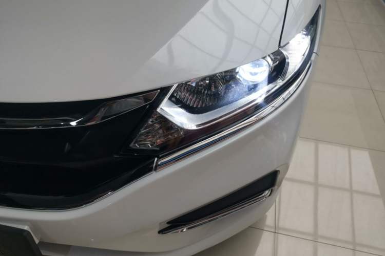 Used Honda Jade 2020 1.8L automatic Comfort version Left Front Headlight