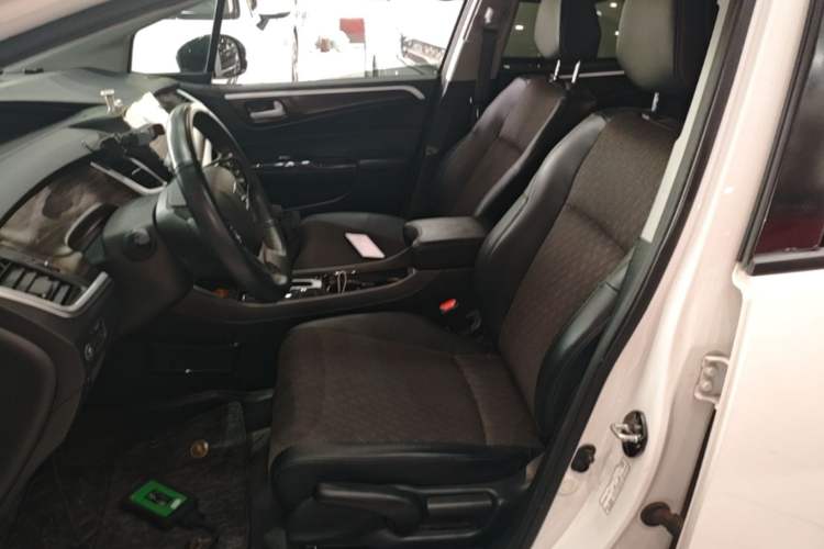 Used Honda Jade 2020 1.8L automatic Comfort version Left Front Seat