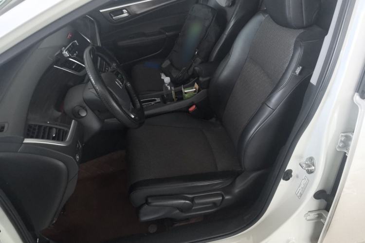 Used Honda Jade 2020 1.8L automatic Comfort version Left Front Seat