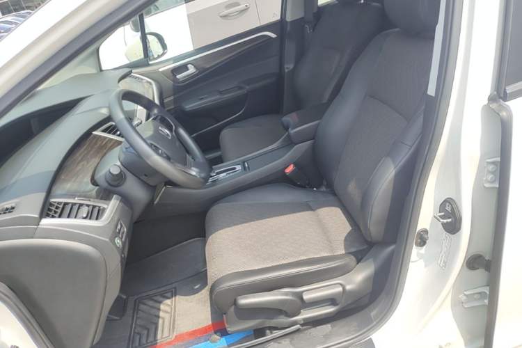 Used Honda Jade 2020 1.8L automatic Comfort version Left Front Seat