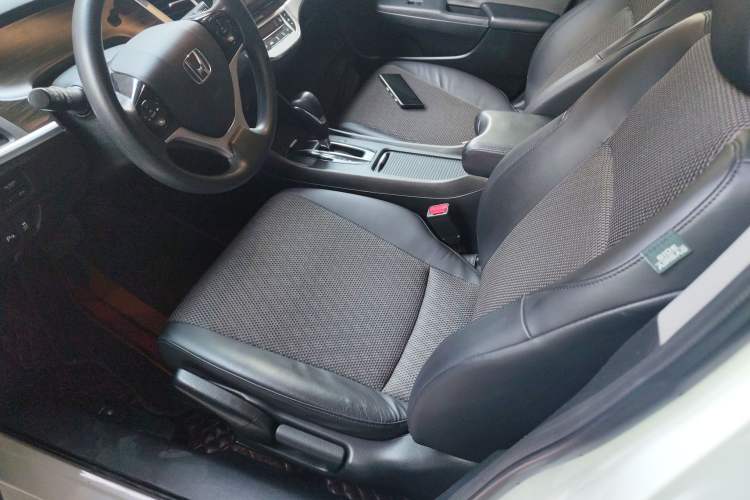 Used Honda Jade 2020 1.8L automatic Comfort version Left Front Seat