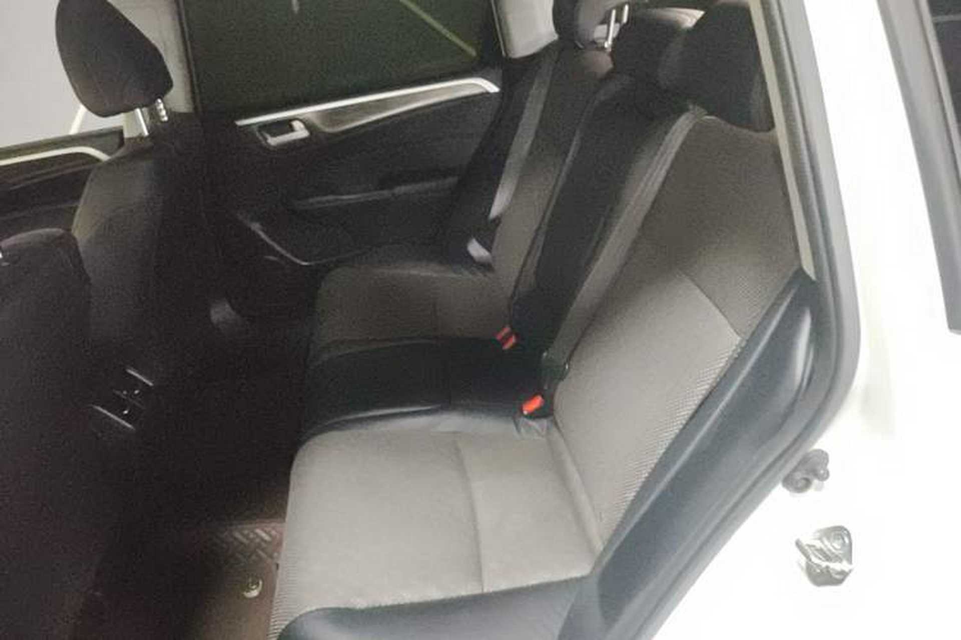 Used Honda Jade 2020 1.8L automatic Comfort version Left Rear Seat