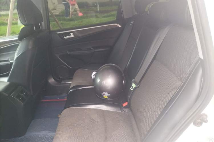Used Honda Jade 2020 1.8L automatic Comfort version Left Rear Seat