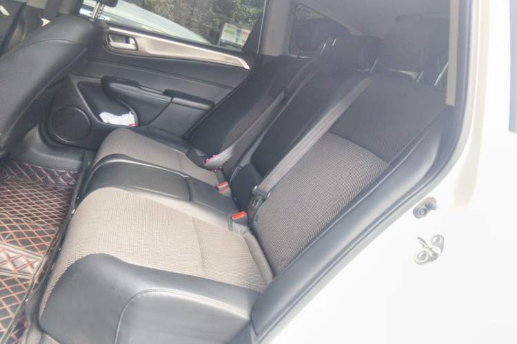 Used Honda Jade 2020 1.8L automatic Comfort version Left Rear Seat