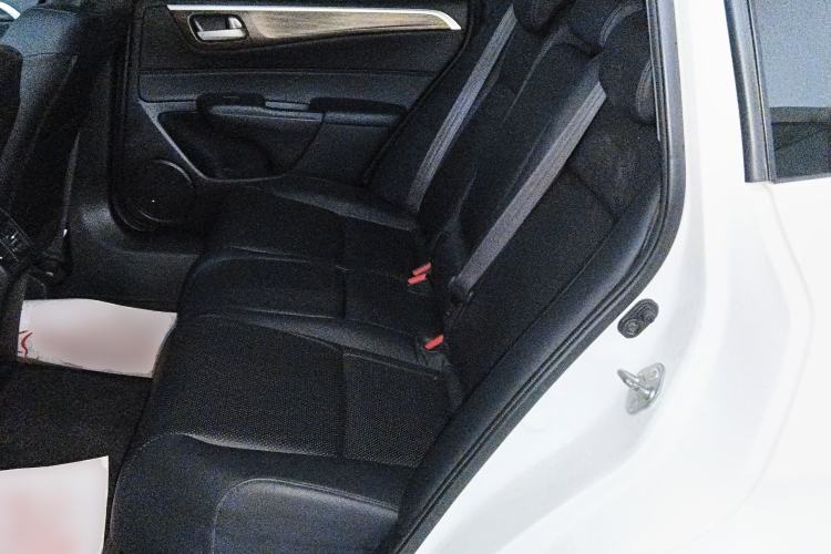 Used Honda Jade 2020 1.8L automatic Comfort version Left Rear Seat