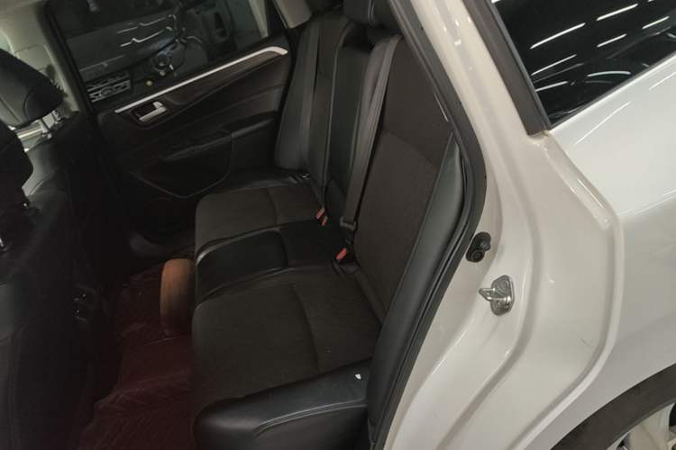 Used Honda Jade 2020 1.8L automatic Comfort version Left Rear Seat