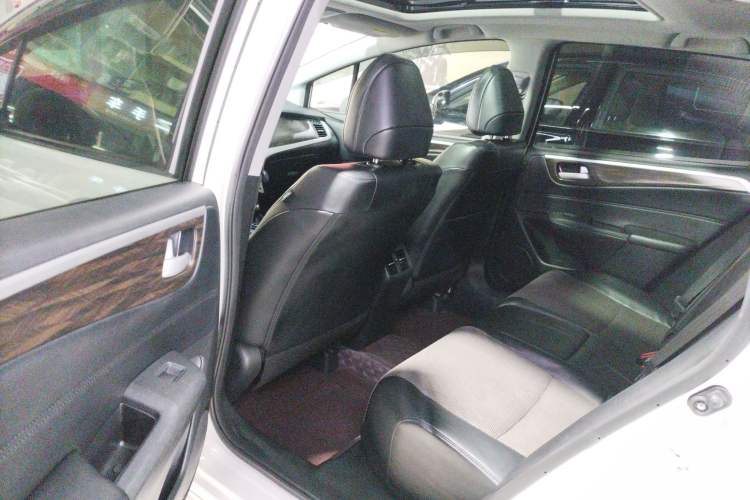 Used Honda Jade 2020 1.8L automatic Comfort version Left Rear Seat