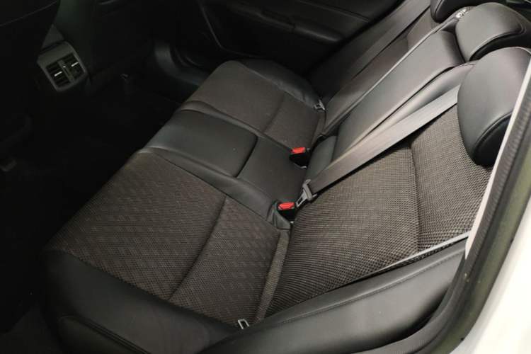 Used Honda Jade 2020 1.8L automatic Comfort version Left Rear Seat