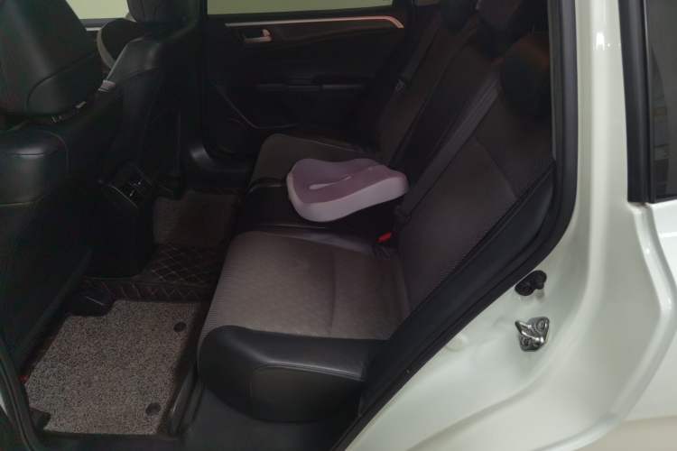 Used Honda Jade 2020 1.8L automatic Comfort version Left Rear Seat