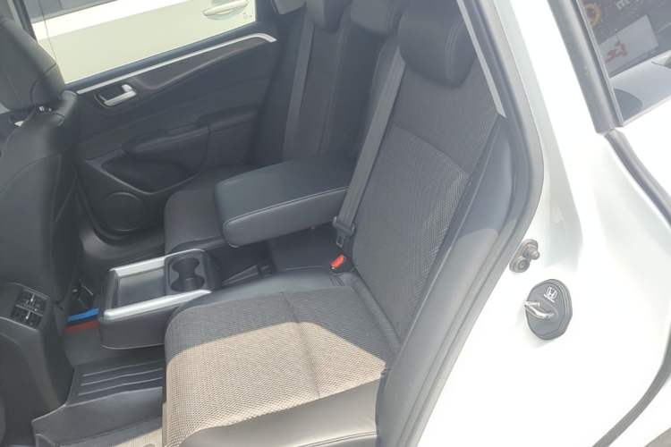Used Honda Jade 2020 1.8L automatic Comfort version Left Rear Seat
