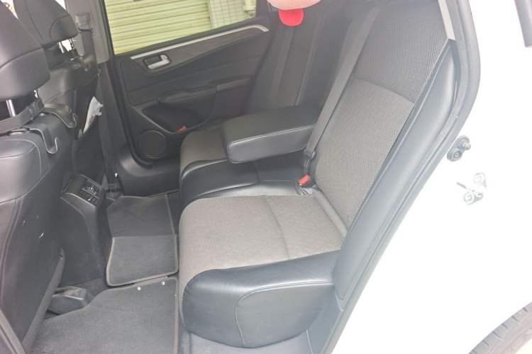 Used Honda Jade 2020 1.8L automatic Comfort version Left Rear Seat