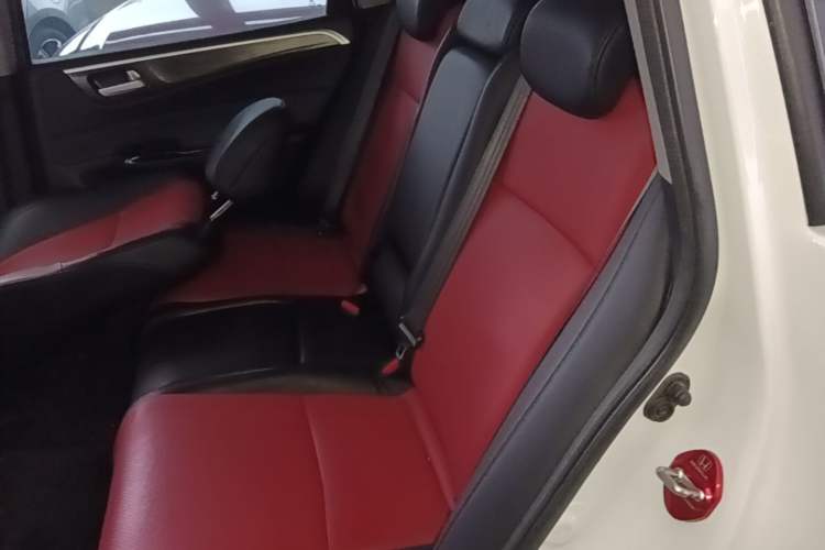 Used Honda Jade 2020 1.8L automatic Comfort version Left Rear Seat