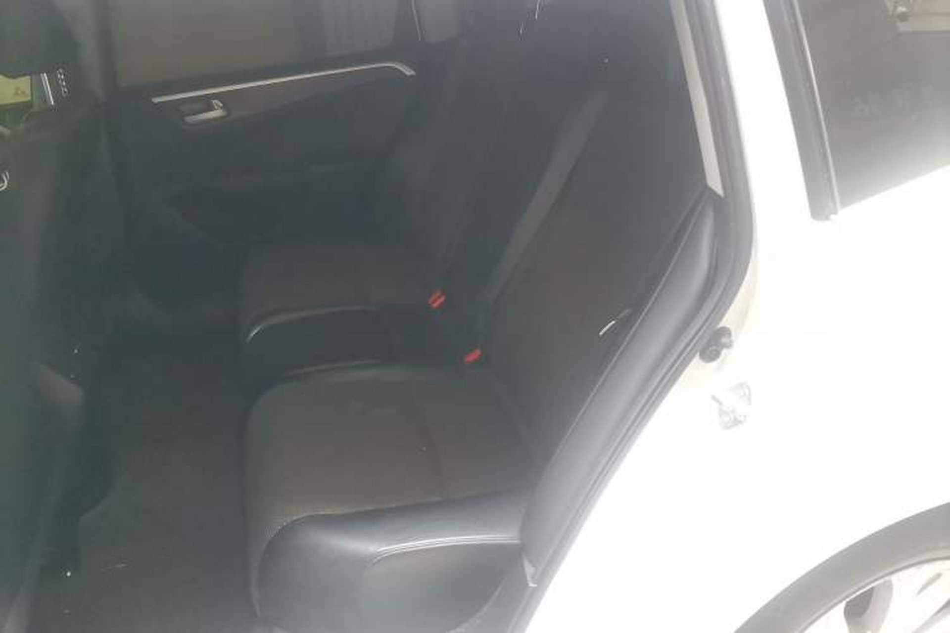 Used Honda Jade 2020 1.8L automatic Comfort version Left Rear Seat