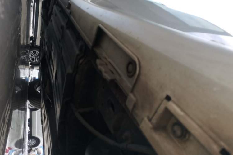 Used Honda Jade 2020 1.8L automatic Comfort version Left Side Sill