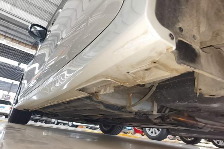 Used Honda Jade 2020 1.8L automatic Comfort version Left Side Sill