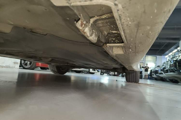 Used Honda Jade 2020 1.8L automatic Comfort version Left Side Sill