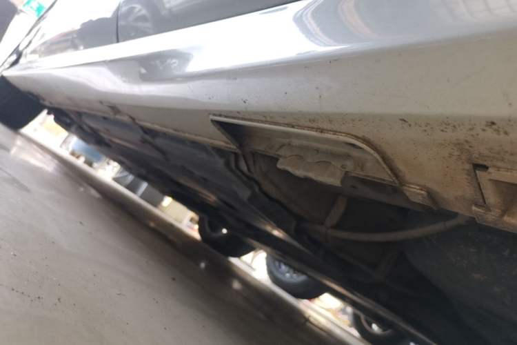Used Honda Jade 2020 1.8L Automatic Classic Edition Left Side Sill