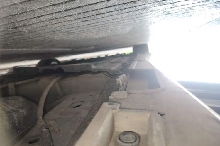 Used Honda Jade 2020 1.8L automatic Comfort version Left Side Sill