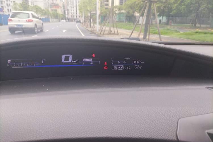 Used Honda Jade 2020 1.8L automatic Comfort version Odometer Close Up