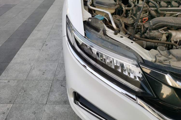 Used Honda Jade 2020 210TURBO CVT Luxury Edition Right Front Headlight