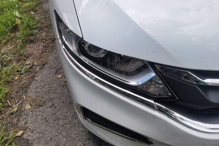 Used Honda Jade 2020 1.8L automatic Comfort version Right Front Headlight