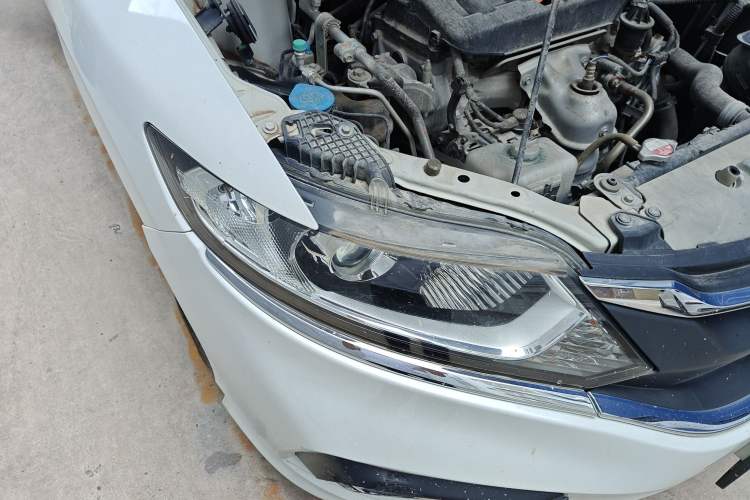 Used Honda Jade 2020 1.8L automatic Comfort version Right Front Headlight