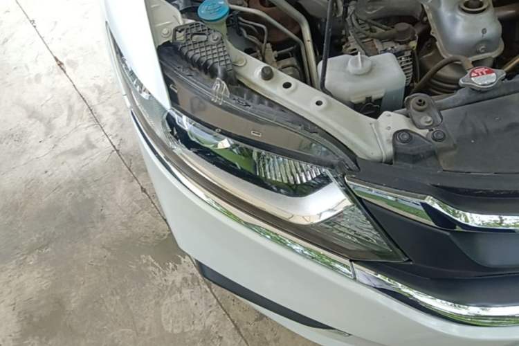 Used Honda Jade 2020 1.8L automatic Comfort version Right Front Headlight