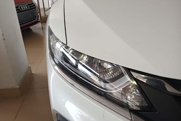 Used Honda Jade 2020 1.8L automatic Comfort version Right Front Headlight