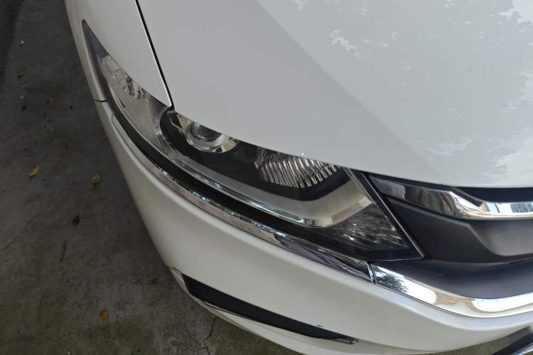 Used Honda Jade 2020 1.8L automatic Comfort version Right Front Headlight