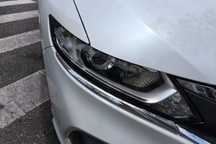 Used Honda Jade 2020 1.8L automatic Comfort version Right Front Headlight