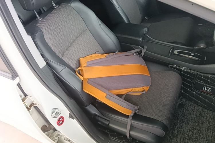 Used Honda Jade 2020 1.8L automatic Comfort version Right Front Seat