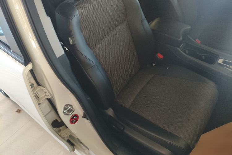 Used Honda Jade 2020 1.8L automatic Comfort version Right Front Seat