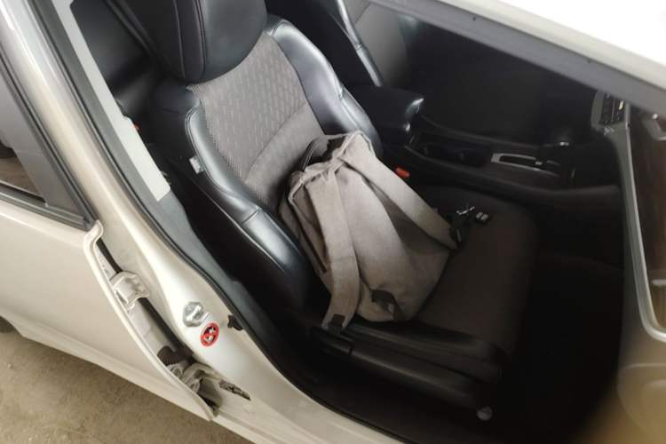 Used Honda Jade 2020 1.8L automatic Comfort version Right Front Seat