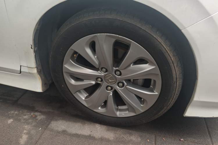 Used Honda Jade 2020 1.8L automatic Comfort version Right Front Wheel Hub